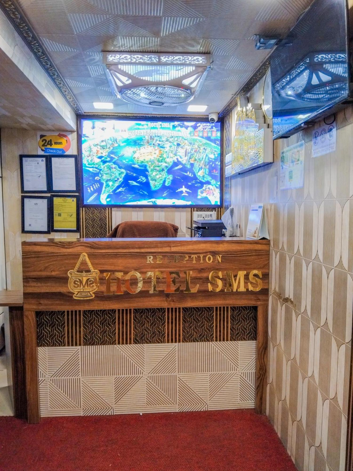Hotel Sms Аджмер Екстериор снимка